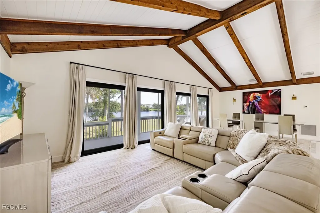 19481/483 S River Road Alva FL 33920