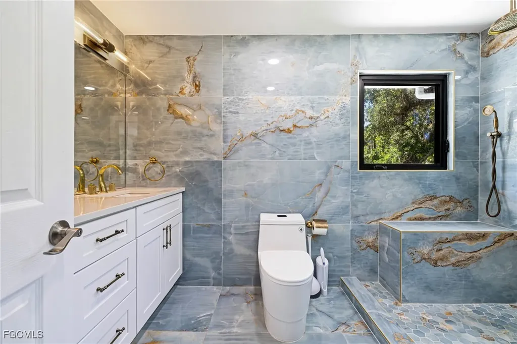 19481/483 S River Road Alva FL 33920