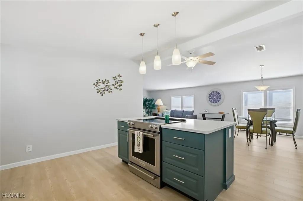 14736 Patrick Henry Road North Fort Myers FL 33917