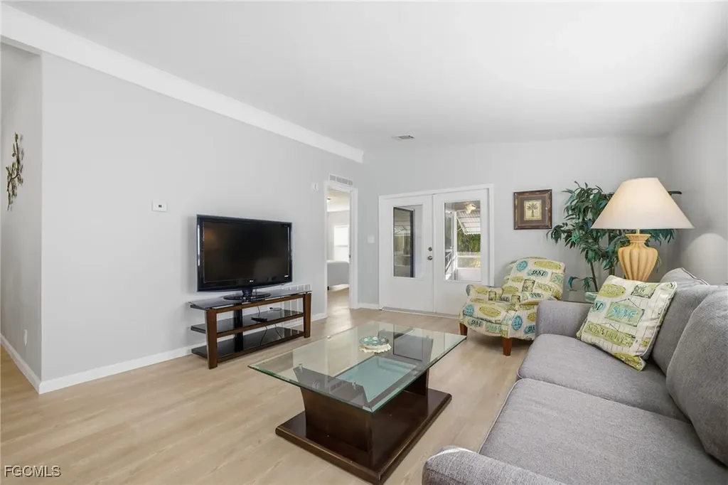 14736 Patrick Henry Road North Fort Myers FL 33917