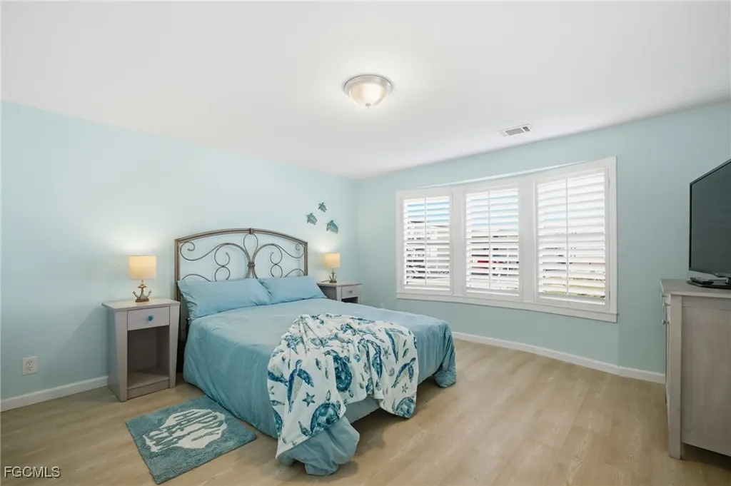 14736 Patrick Henry Road North Fort Myers FL 33917