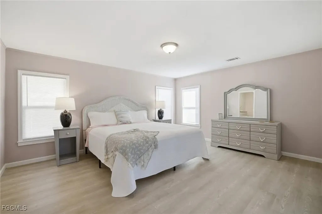 14736 Patrick Henry Road North Fort Myers FL 33917