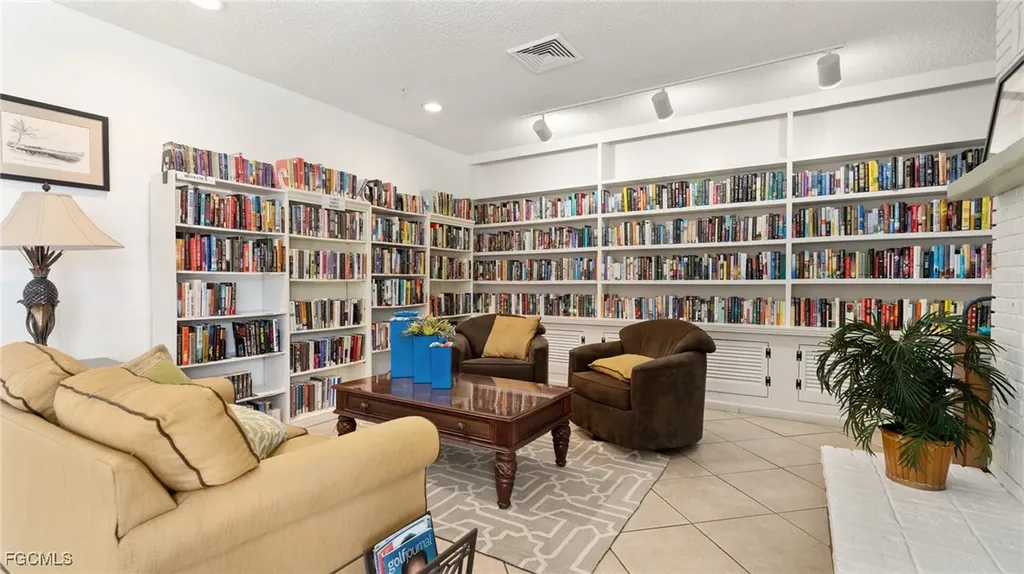 14736 Patrick Henry Road North Fort Myers FL 33917