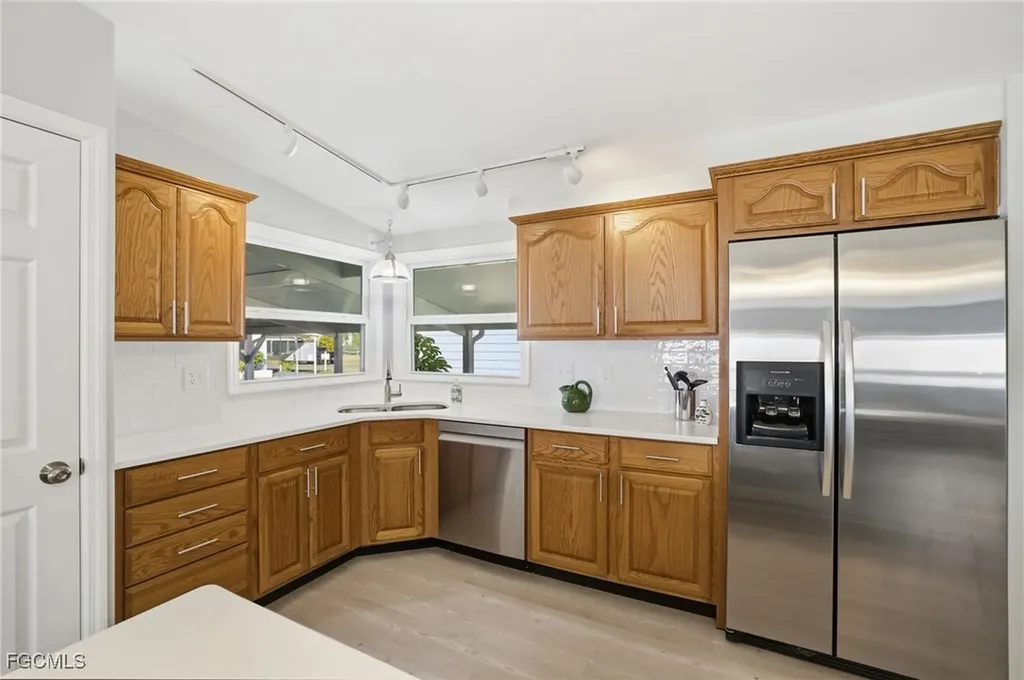 14736 Patrick Henry Road North Fort Myers FL 33917