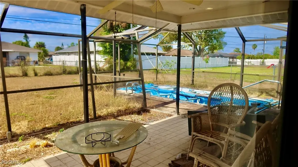 214 NE 9th Court Cape Coral FL 33909