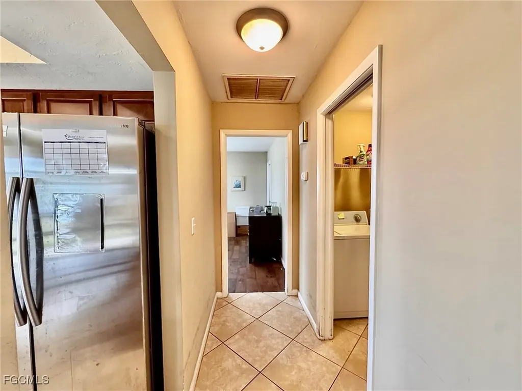 214 NE 9th Court Cape Coral FL 33909