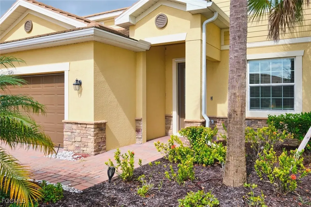 16145 Rosemallow Lane Alva FL 33920