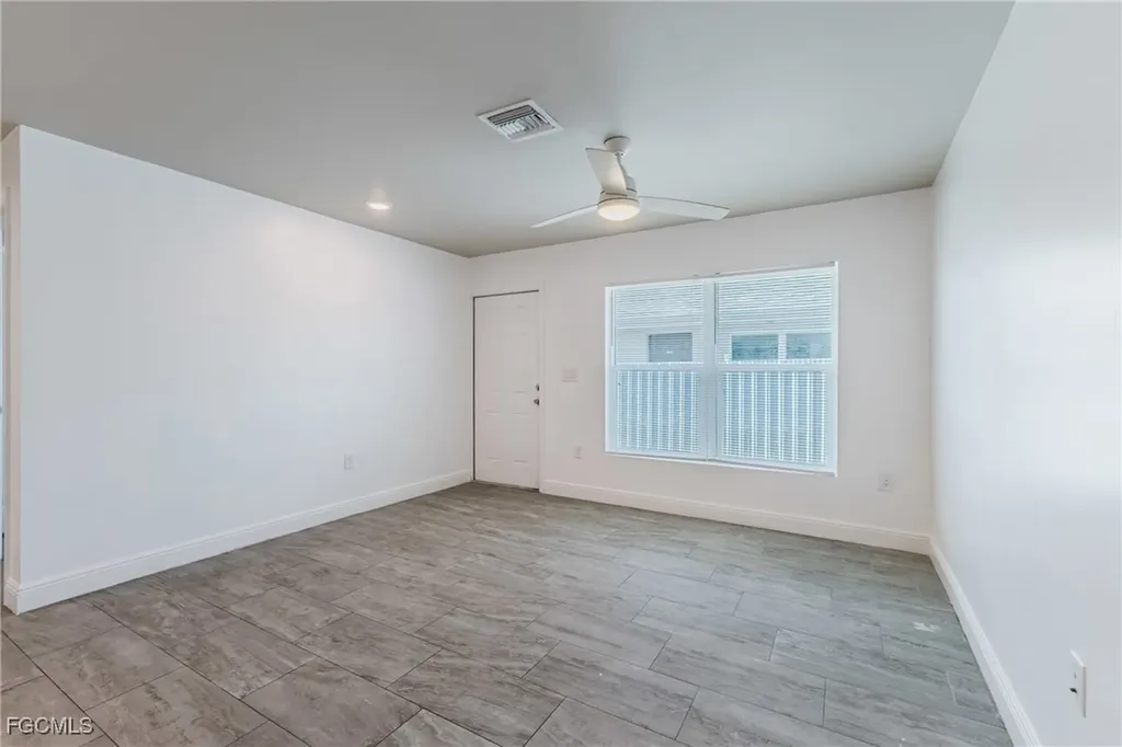 2405 Maple Avenue Fort Myers FL 33901