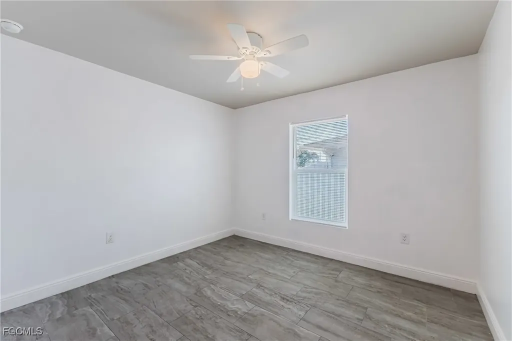 2405 Maple Avenue Fort Myers FL 33901