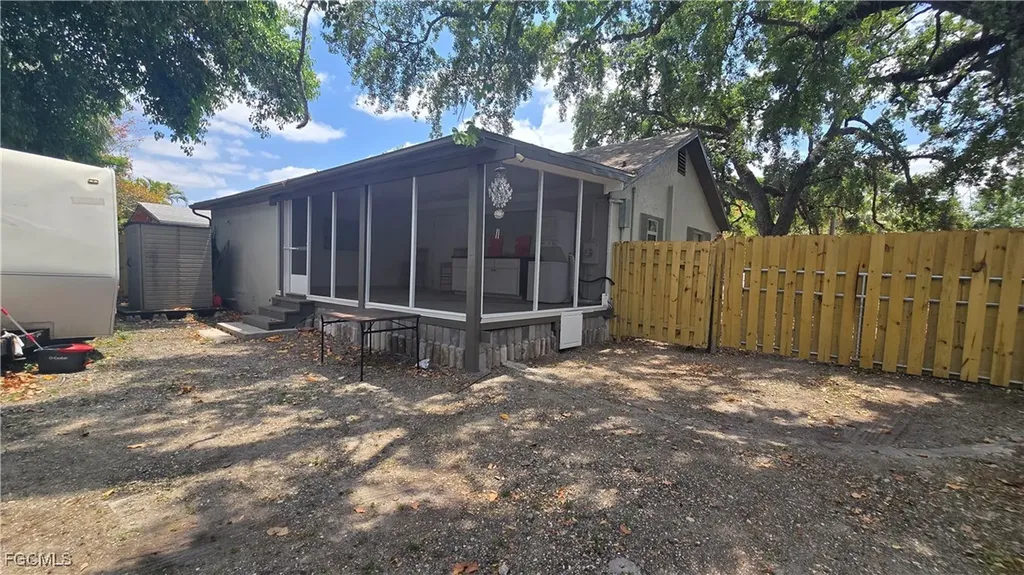 2357 Crawford Street Fort Myers FL 33901