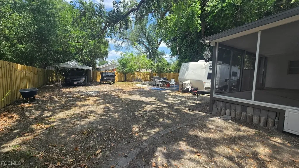 2357 Crawford Street Fort Myers FL 33901