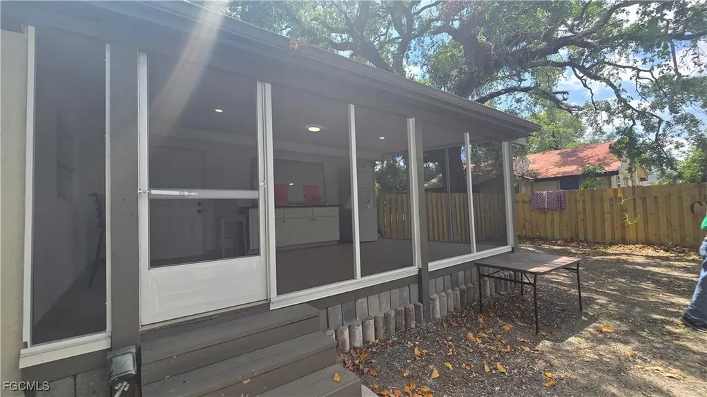 2357 Crawford Street Fort Myers FL 33901