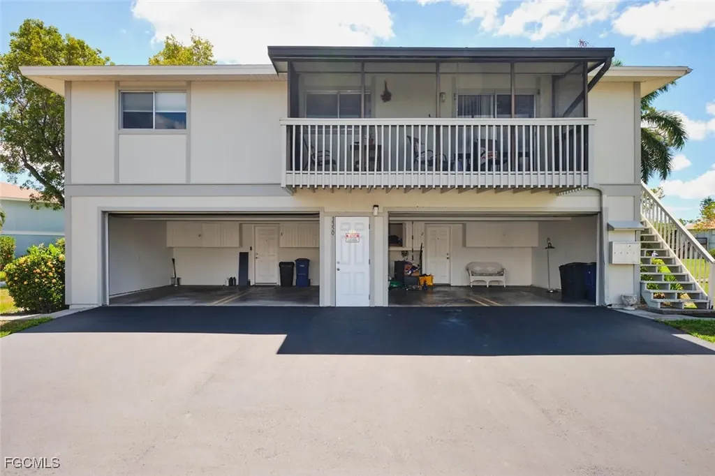 Fort Myers FL, 3350 Alouette Circle, Unit 1