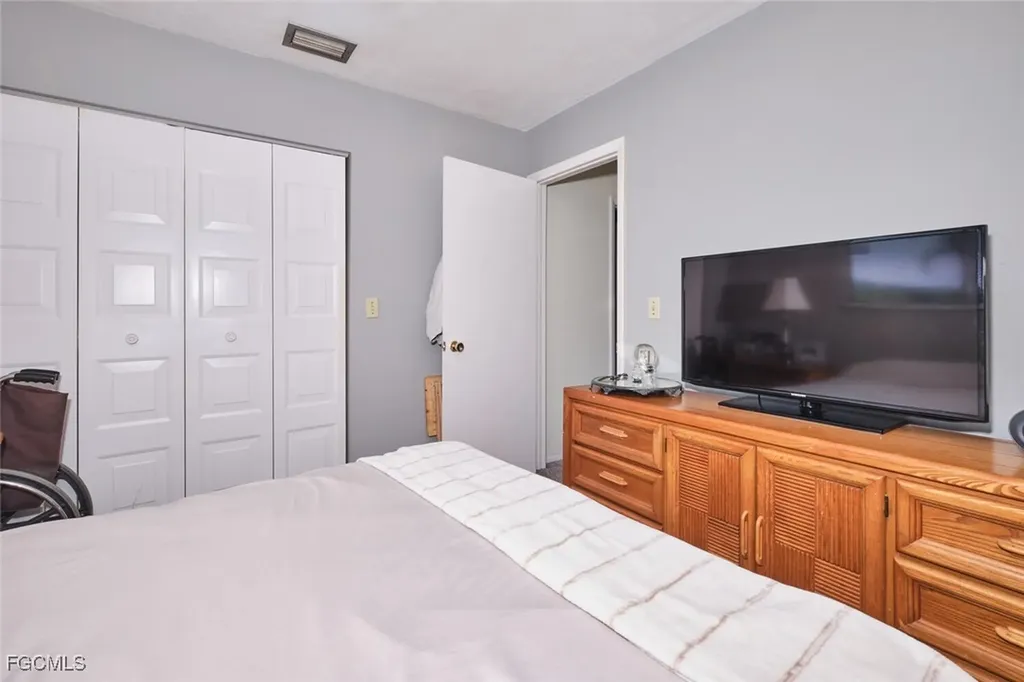 3350 Alouette Circle Fort Myers FL 33907