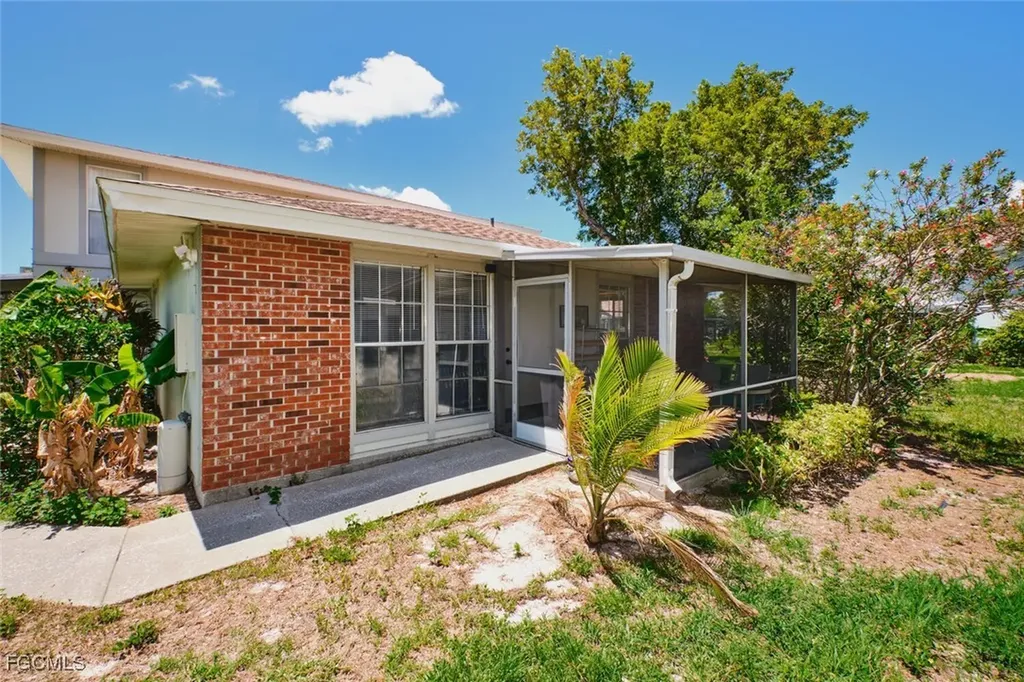 3350 Alouette Circle Fort Myers FL 33907