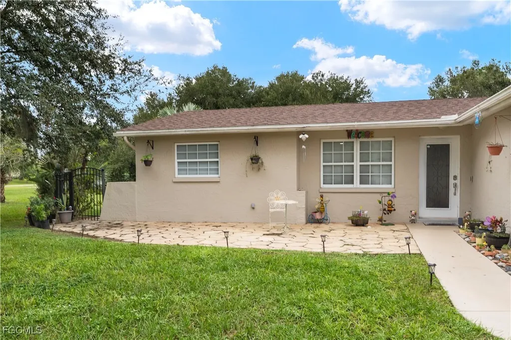 703 Jefferson Avenue Lehigh Acres FL 33936