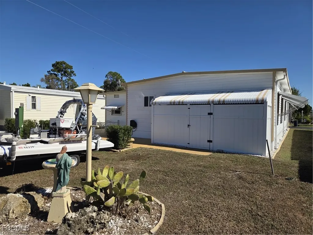 974 Restful Road North Fort Myers FL 33917