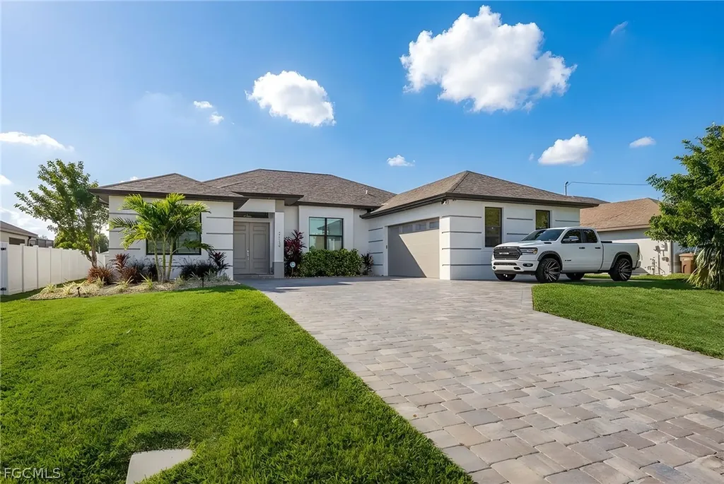 2134 SE 18th Avenue Cape Coral FL 33990