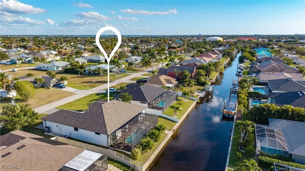 2134 SE 18th Avenue Cape Coral FL 33990