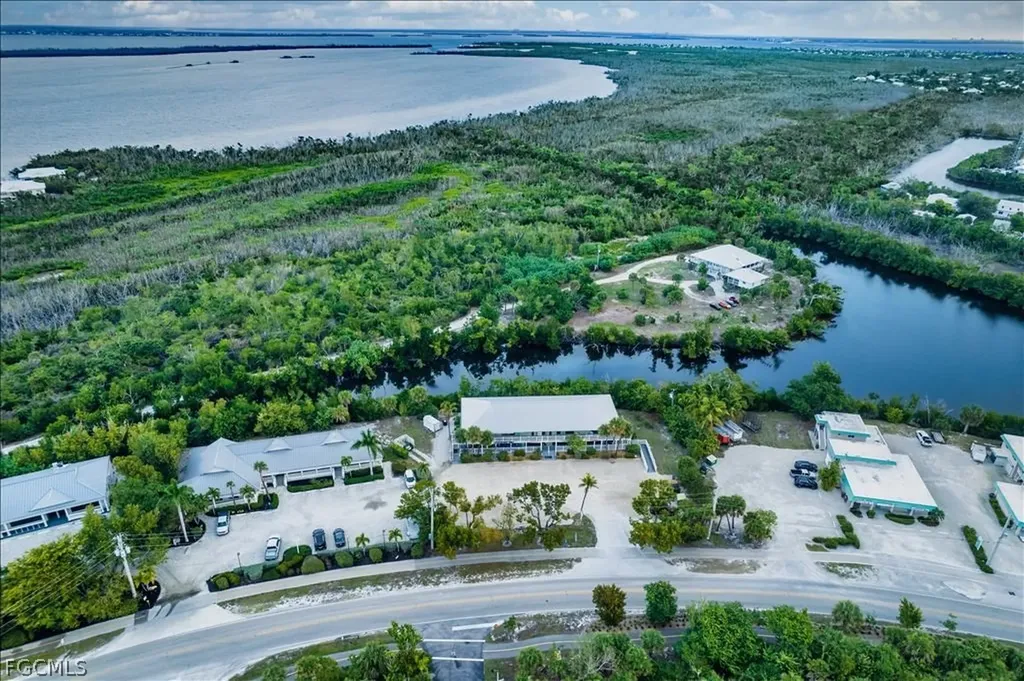 2440 Palm Ridge Road Sanibel FL 33957