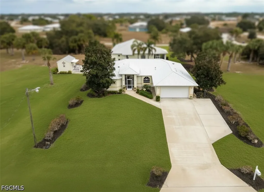 1197 April Avenue Labelle FL 33935