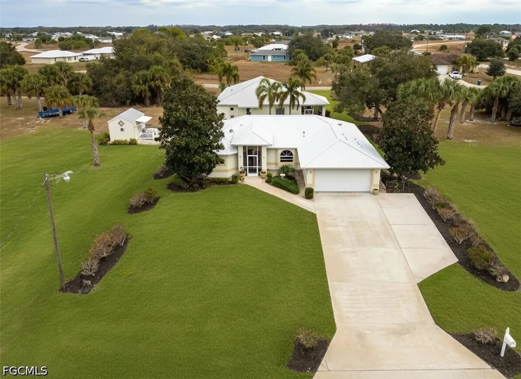 1197 April Avenue Labelle FL 33935