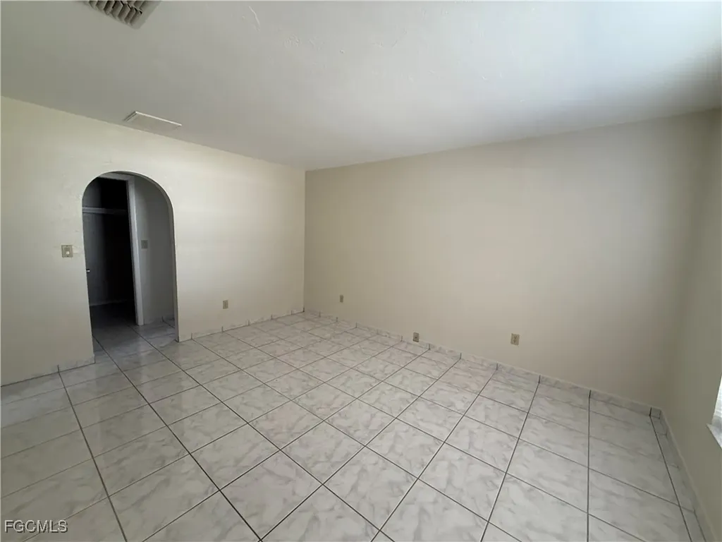 1423 SE 18th Terrace Cape Coral FL 33990
