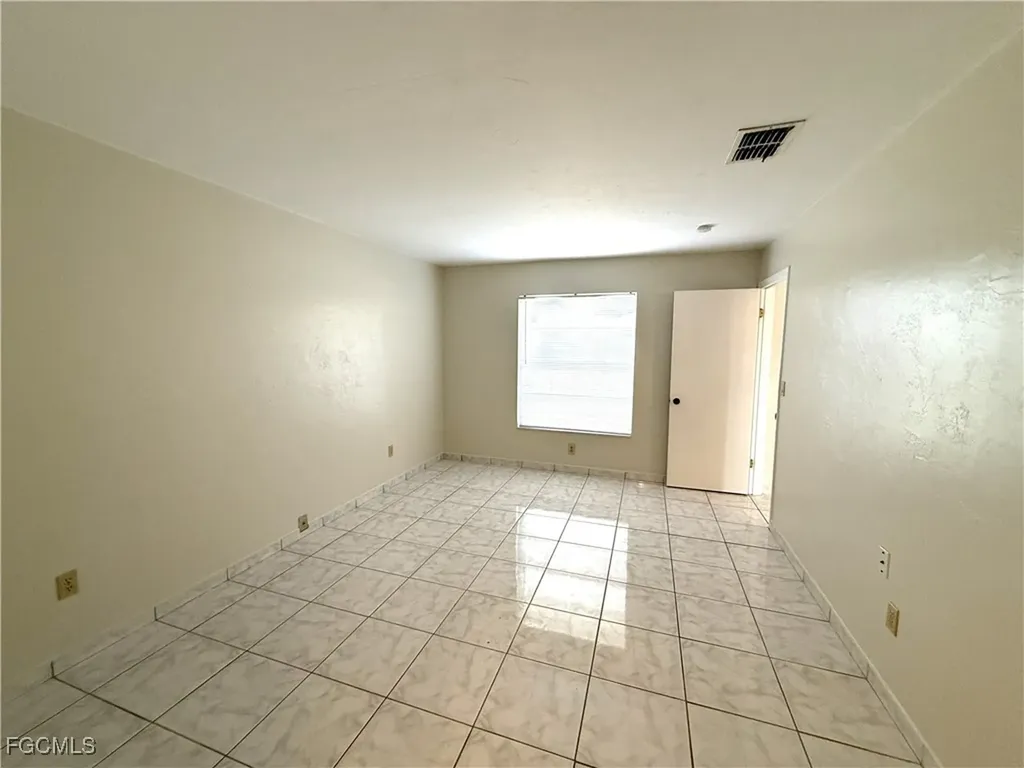 1423 SE 18th Terrace Cape Coral FL 33990