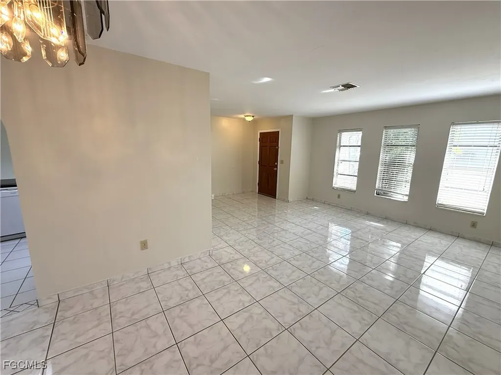 1423 SE 18th Terrace Cape Coral FL 33990
