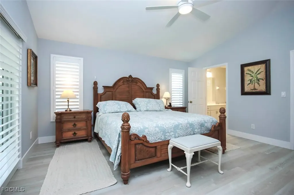 1890 Farm Trail Sanibel FL 33957