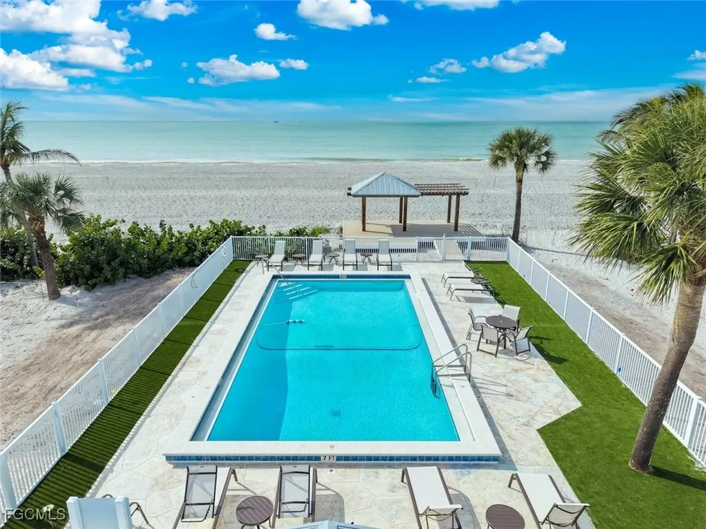 6 Beach Homes Captiva FL 33924