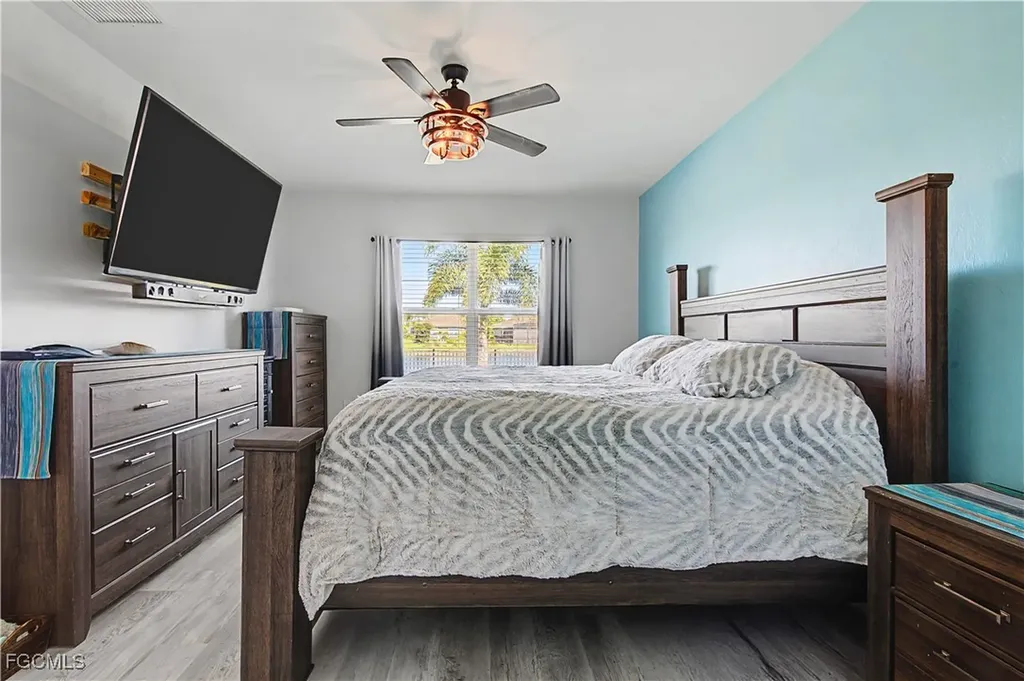 2613 Manzilla Lane Cape Coral FL 33909