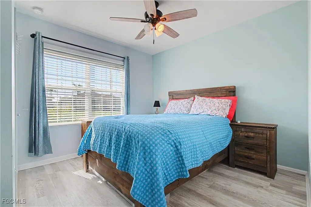 2613 Manzilla Lane Cape Coral FL 33909