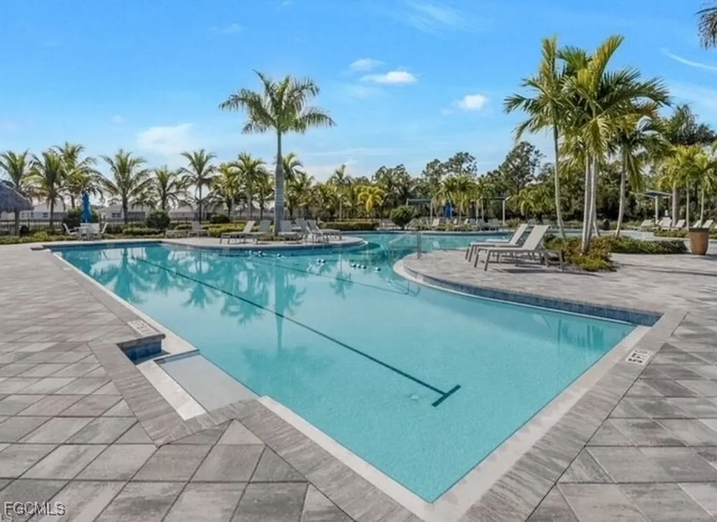 2613 Manzilla Lane Cape Coral FL 33909