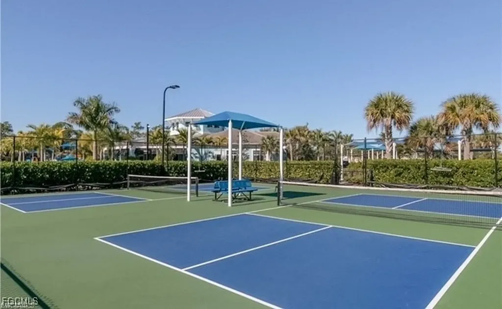 2613 Manzilla Lane Cape Coral FL 33909