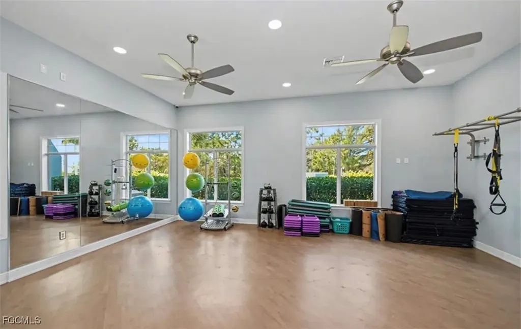 2613 Manzilla Lane Cape Coral FL 33909