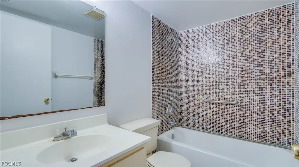 8867 Somerset Boulevard Fort Myers FL 33919
