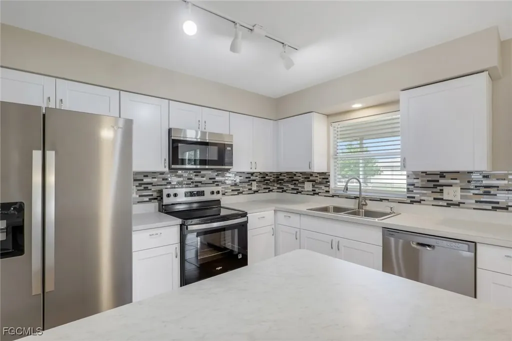 1625 SE 21st Lane Cape Coral FL 33990