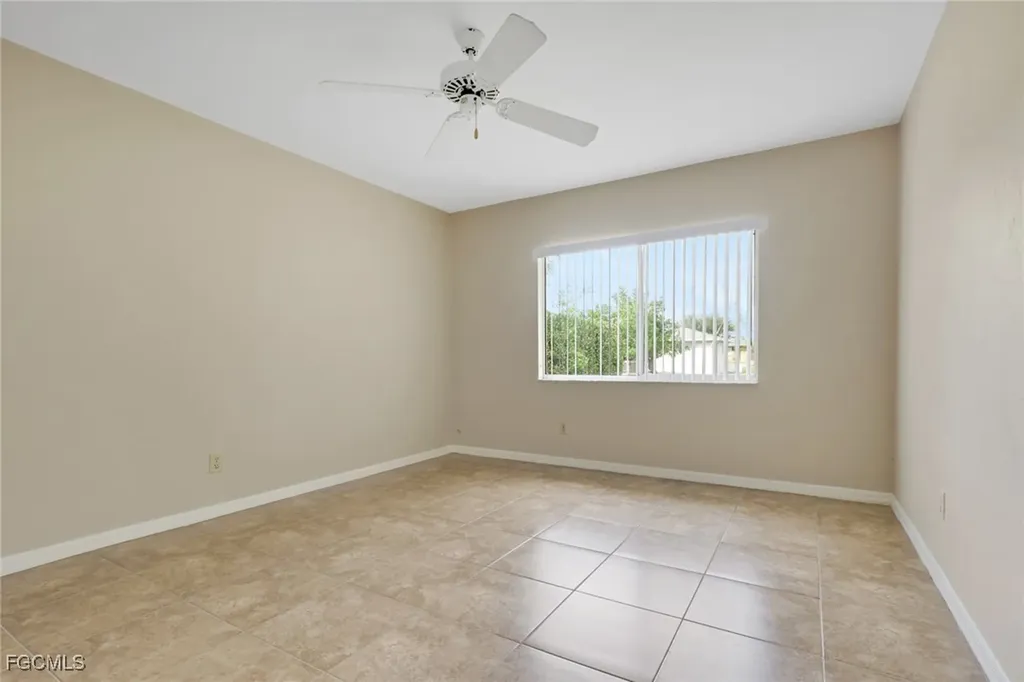 1625 SE 21st Lane Cape Coral FL 33990