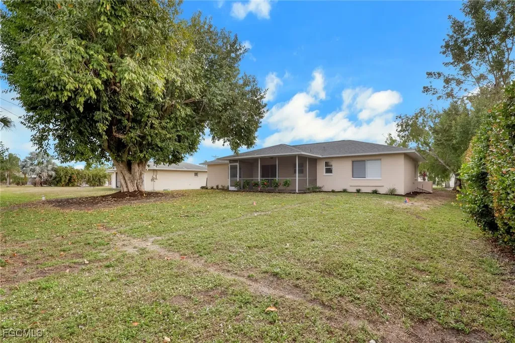 1625 SE 21st Lane Cape Coral FL 33990