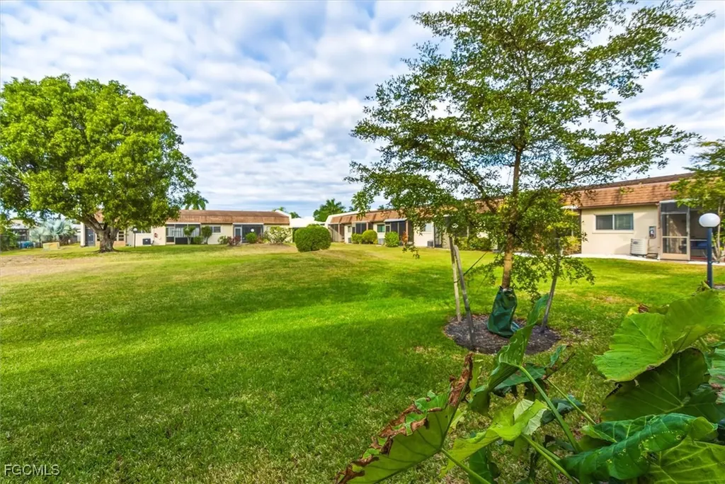 9339 Lennex Lane Fort Myers FL 33919