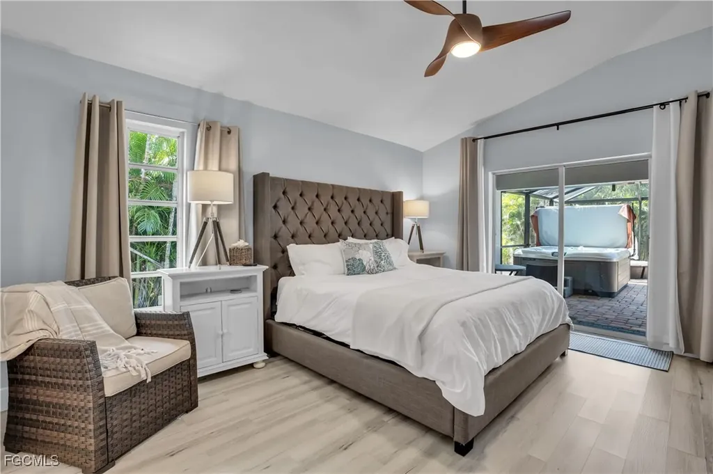 2724 Cape Coral Parkway W Cape Coral FL 33914