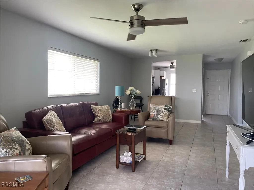 1519 Cape Coral Parkway W Cape Coral FL 33914