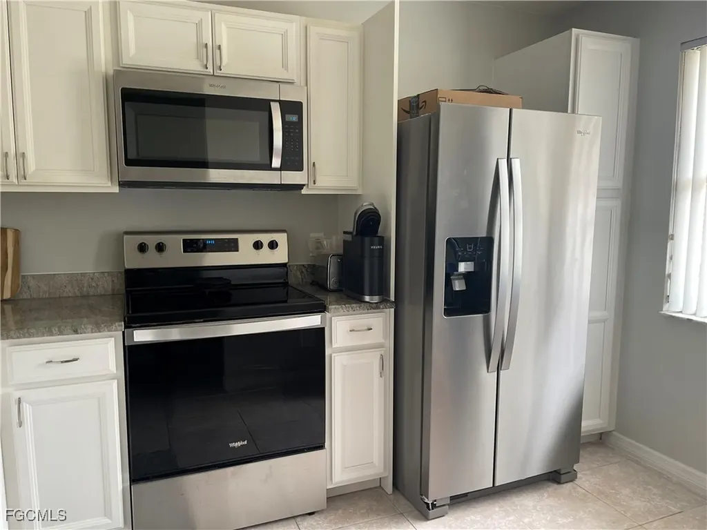 1519 Cape Coral Parkway W Cape Coral FL 33914
