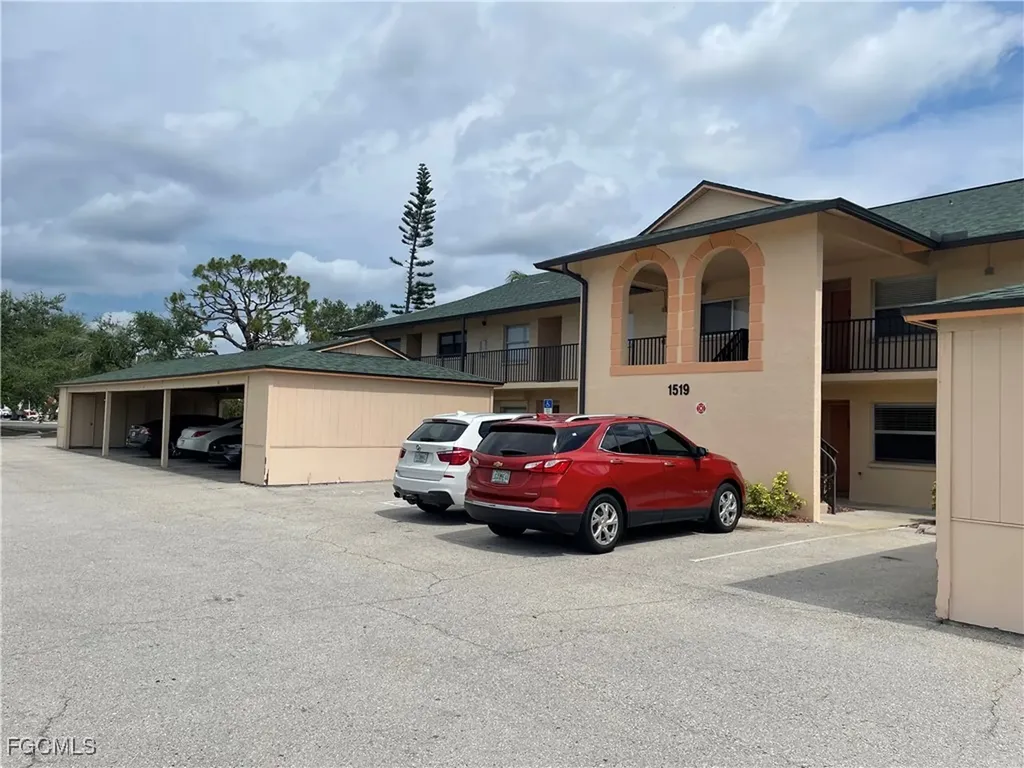 1519 Cape Coral Parkway W Cape Coral FL 33914