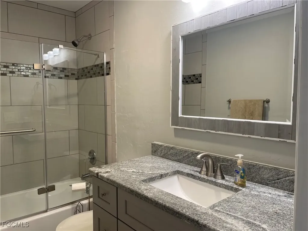 1519 Cape Coral Parkway W Cape Coral FL 33914