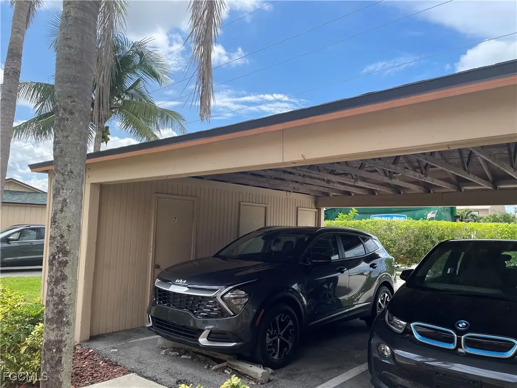 1519 Cape Coral Parkway W Cape Coral FL 33914