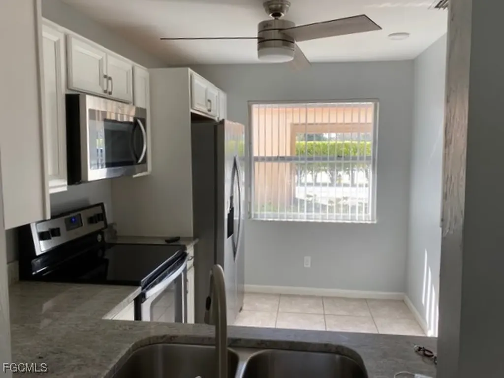 1519 Cape Coral Parkway W Cape Coral FL 33914