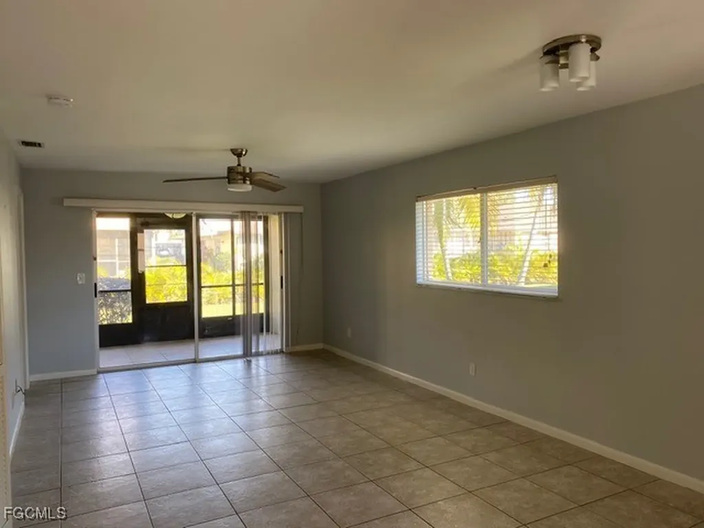 1519 Cape Coral Parkway W Cape Coral FL 33914