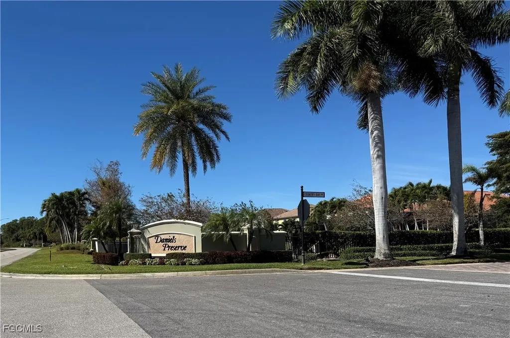 12112 Country Day Circle Fort Myers FL 33913